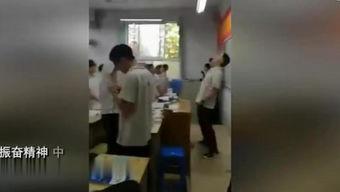 教室里吃瓜视频,揭秘校园里的“吃瓜”现象