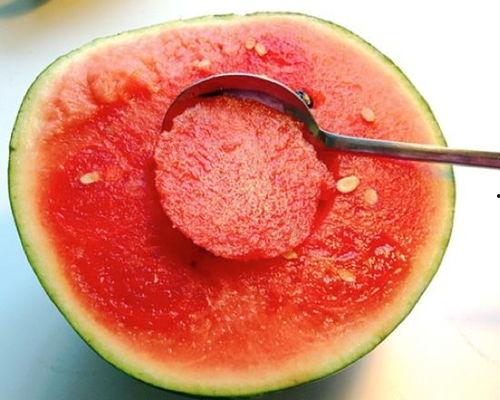 嘟嘟酱吃瓜,揭秘娱乐圈幕后故事