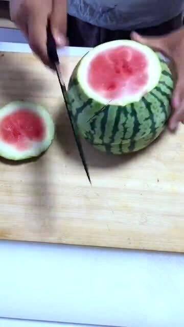 招待客人吃瓜,一场别开生面的招待盛宴