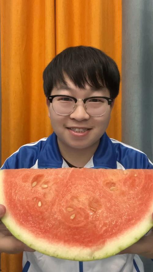 沉浸式吃瓜高,带你走进虚拟与现实交织的瓜界盛宴  第2张