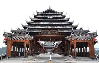 风雨桥吃瓜,夏日休闲新体验  第3张